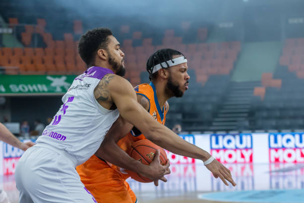 速边路进攻 速边路进攻