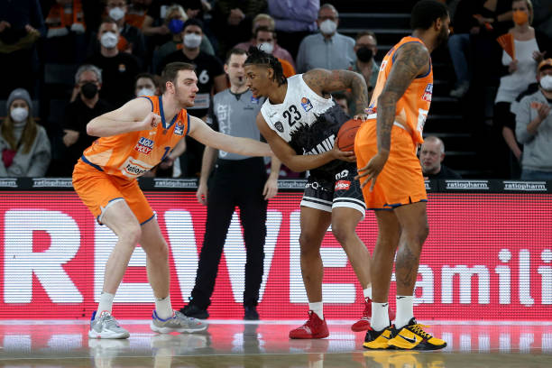 新鲜血液的 新鲜血液的